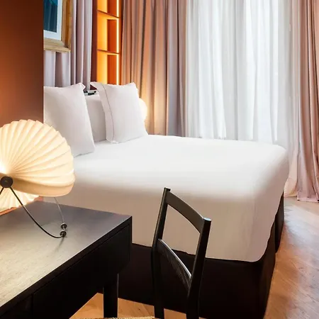 One Shot Arago 3* Barcelona