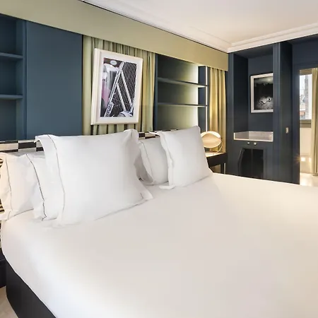 One Shot Arago 3* Barcelona